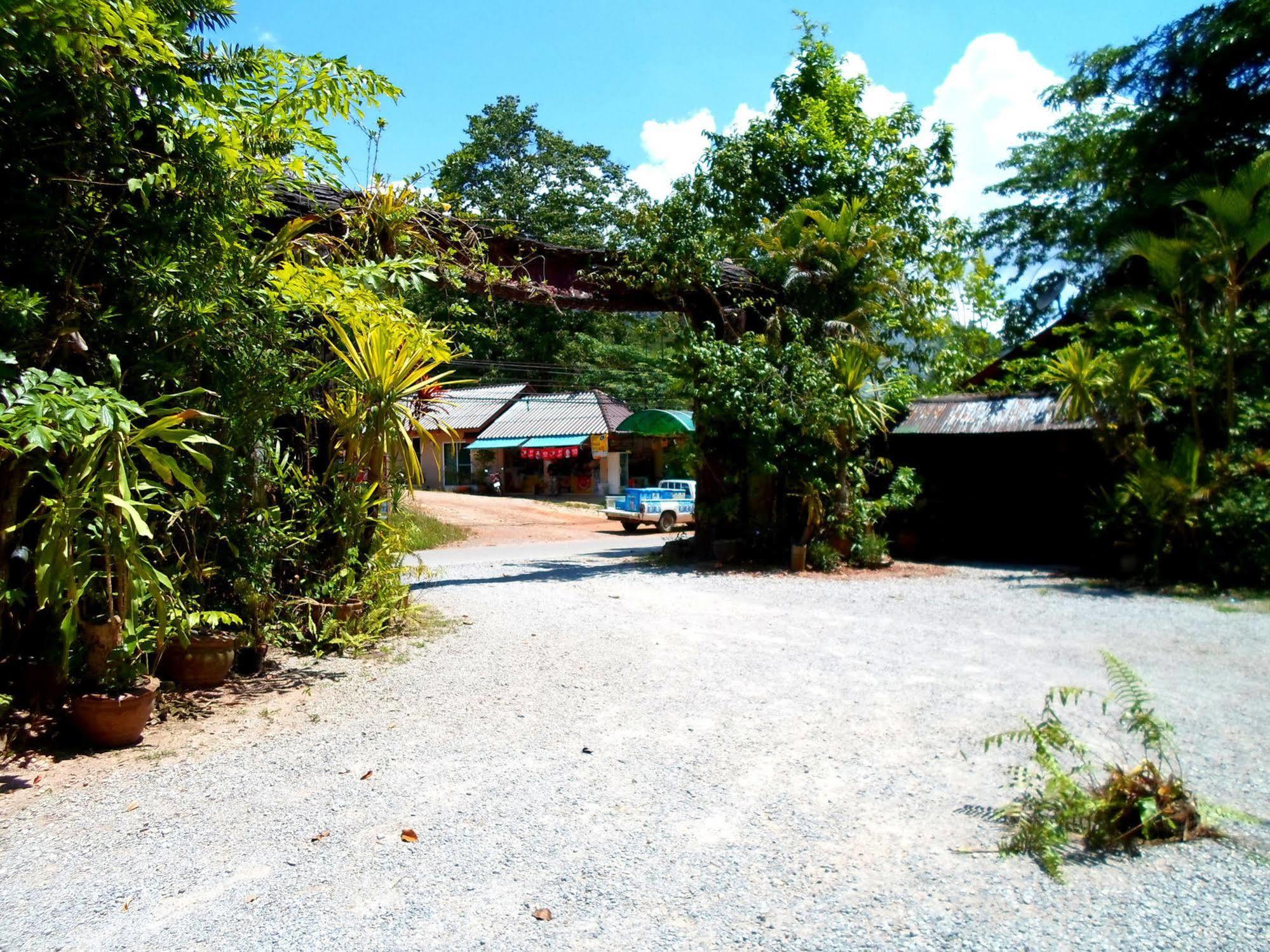 Khao Sok Tree House Resort Khao Sok National Park Экстерьер фото